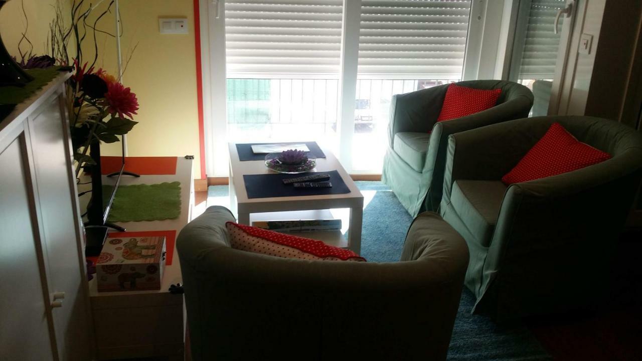 Apartamentos Ferran Paqui Rosas Exteriör bild